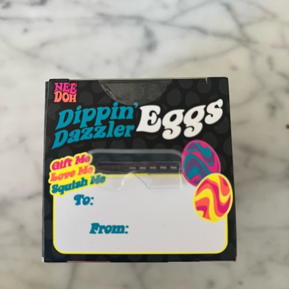 Color-Changing Squishy Eggs - Purple and Yellow - Picture 4 of 5